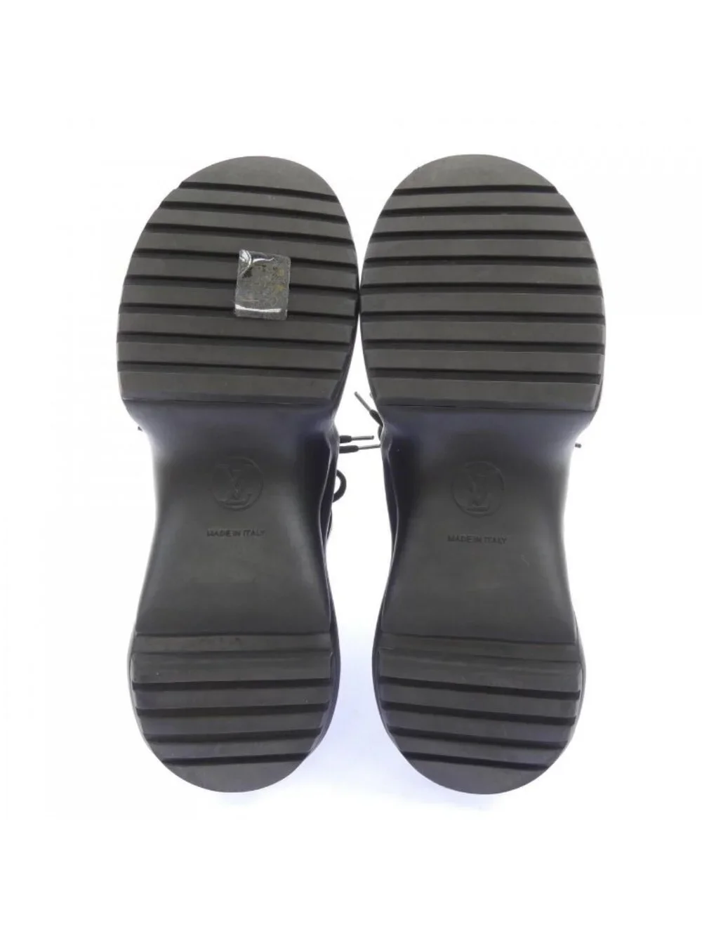Louis Vuitton Silver Eyelet Archlight Line Sneakers